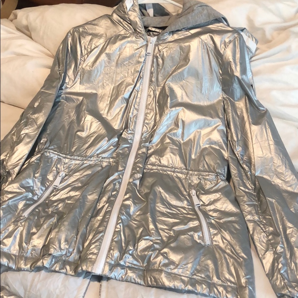 BCBG jacket NWT - Picture 2 of 8